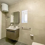 Apartmán Lovely 1- Bedroom In *