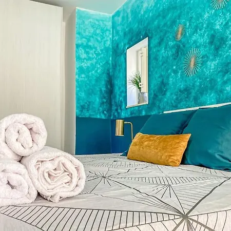 Lovely 1- Bedroom In